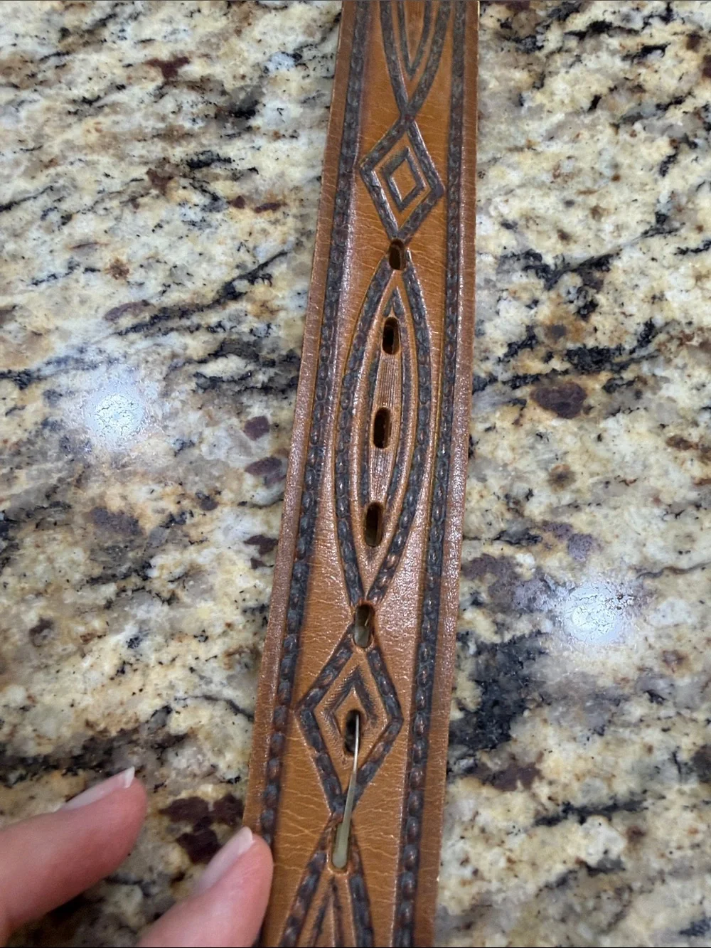 Women’s Wrangler Leather Belt in Warm Brown with Brass Buckle